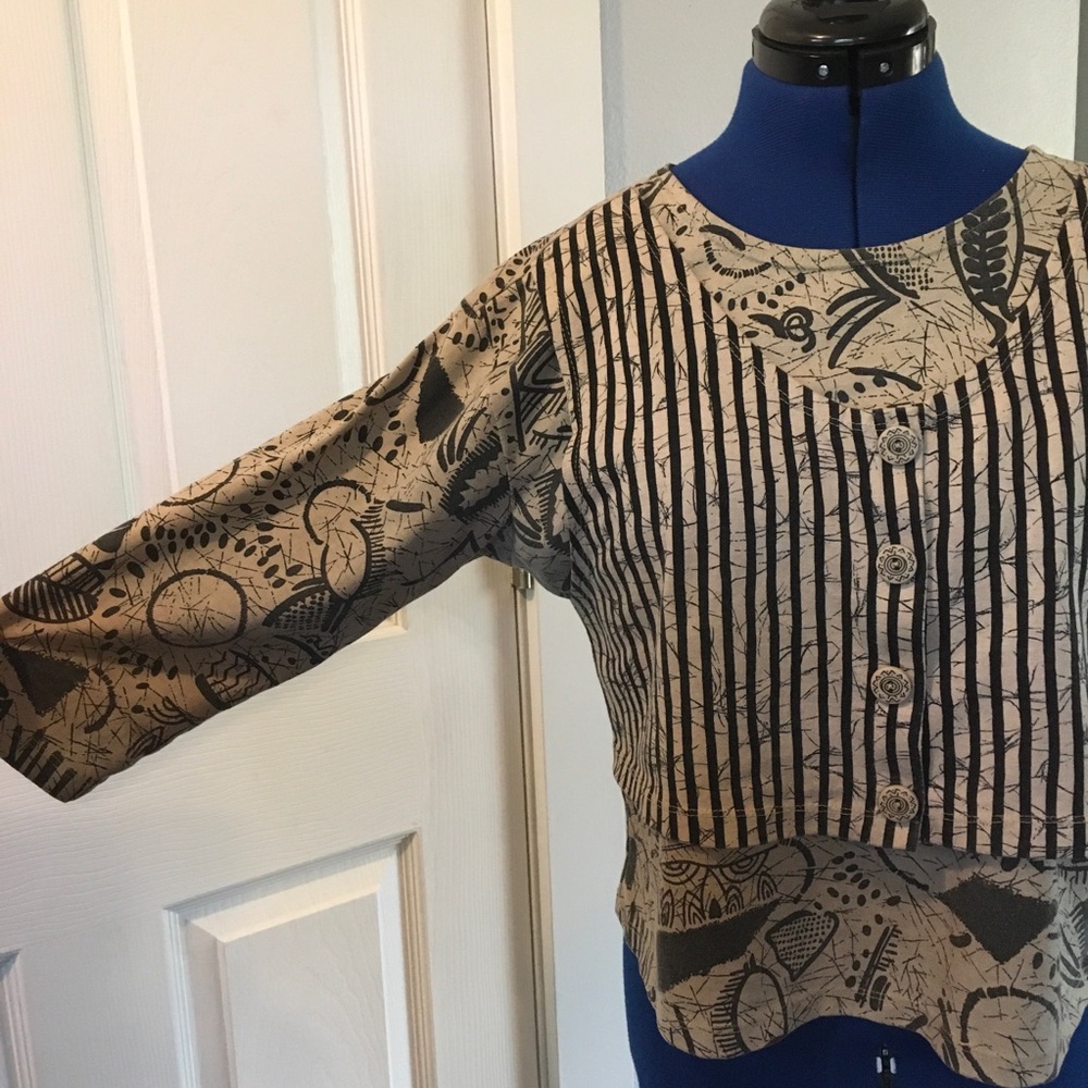 Vintage FRITZI Black & Tan Graphic Top with Vest - Picture 8 of 14